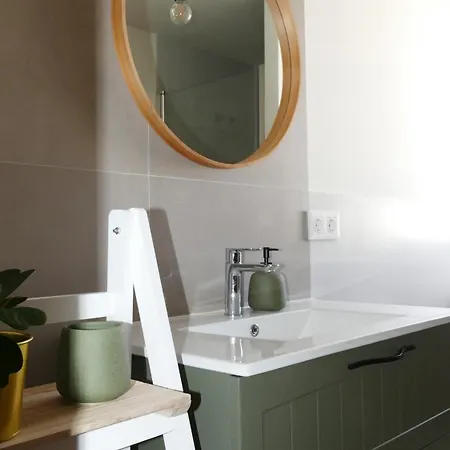 Blue Lagoon 아파트 코스타카르마